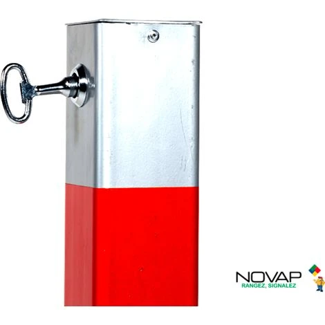 Poteau De Parking Avec Accès Pompiers - 6100577 – Image 2